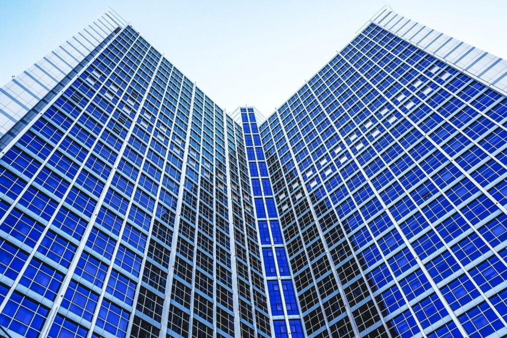 Corporate building representing Sharjah authority for gratuity rules